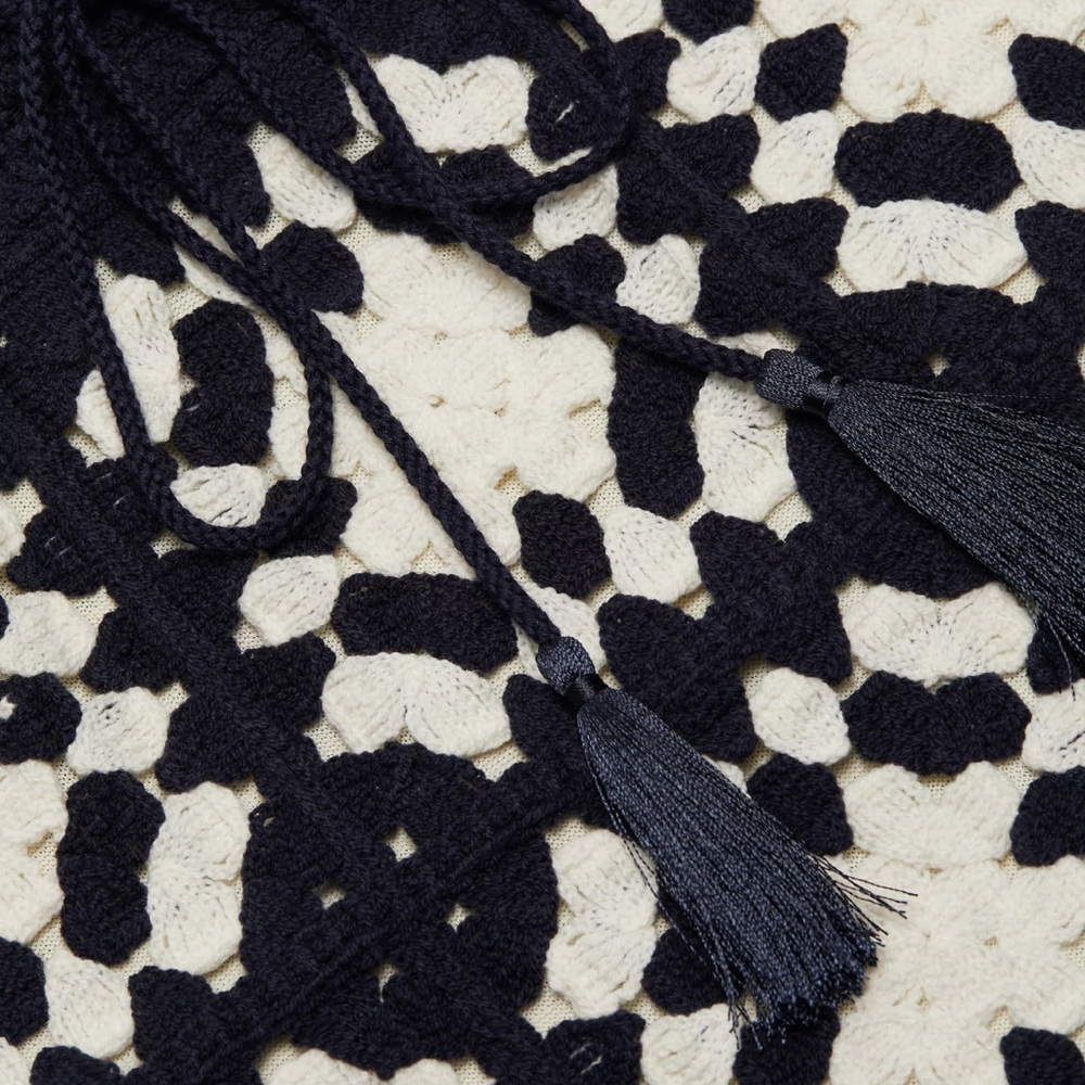 Chic Crochet Black and White Skirt - Picture 6 of 7